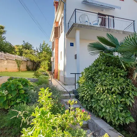 Apartment Dragica Njivice